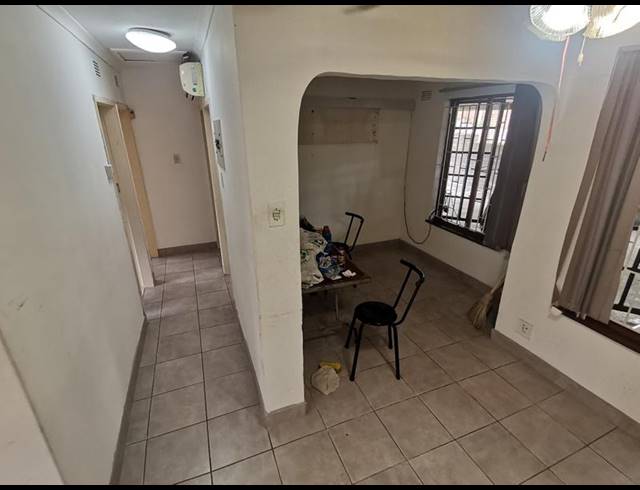 2 BEDROOM HOUSE FOR SALE IN RESERVOIR HILLS